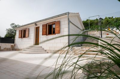 Amazing New Stone Holiday Villa near Rogoznica